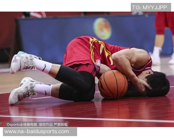 37+18创生涯得分新高!周琦统治内线击退巨人杀手 37+18创生涯得分新高!周琦统治内线击退巨人杀手