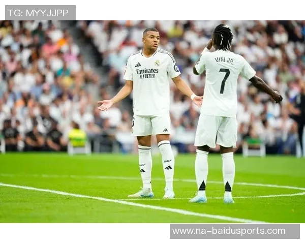 塞尔评论员:皇马的新宠是姆巴佩,维尼修斯对此还不太适应 塞尔评论员:皇马的新宠是姆巴佩,维尼修斯对此还不太适应